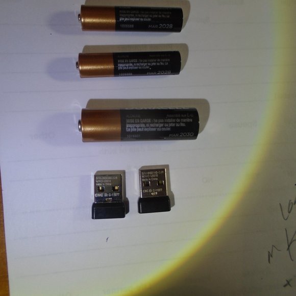 Logitech K235 Wireless Keyboard & M170 Wireless Mouse - Picture 2 of 2